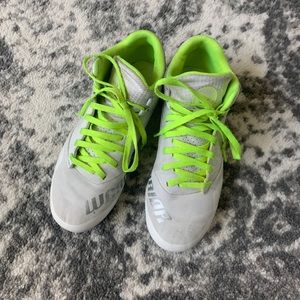 Boys lacrosse cleats